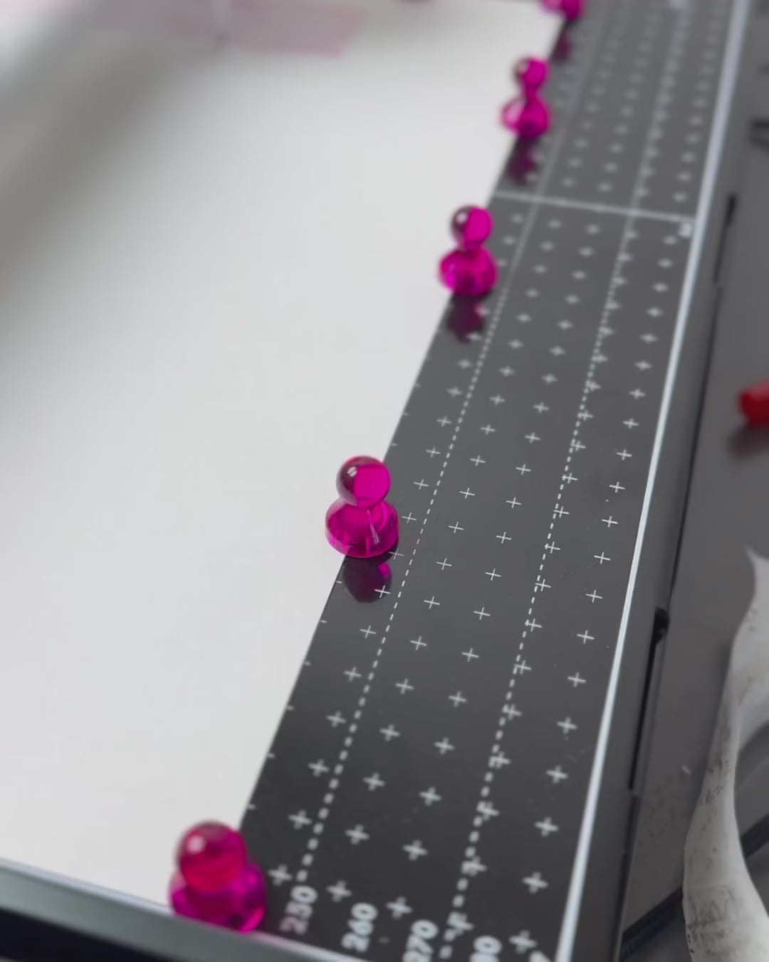 UUNA TEK 3.0 A3 جهاز رسم قلم روبوت متكامل فاخر مُجمّع مسبقًا مع واي فاي وبطاقة SD – مدمج، أكثر هدوءًا، أسرع، وأكثر دقة